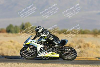 media/Jan-11-2025-CVMA (Sat) [[ddeb3f563a]]/Race 13-Amateur Supersport Open/